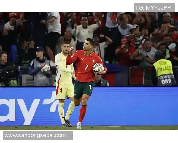 永不退役的足球明星名字背后的传奇故事与不屈精神